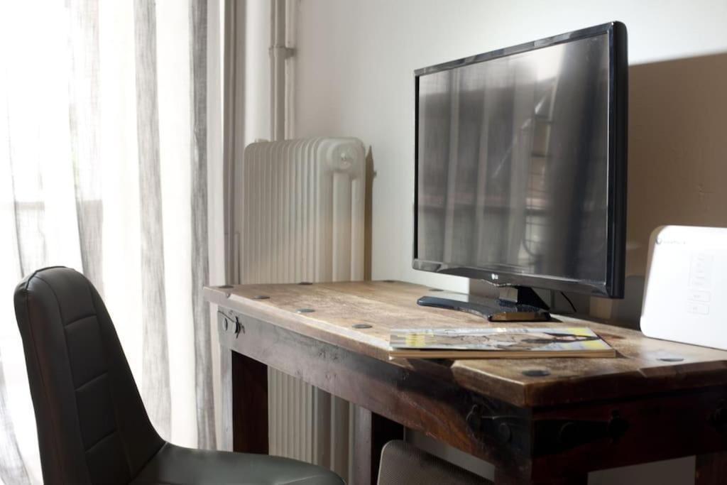 A Cozy Studio At Chalandri Athens Exterior photo